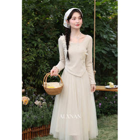 鹿向南「梦幻之境」法式度假风气质春季新款收腰假两件连衣裙