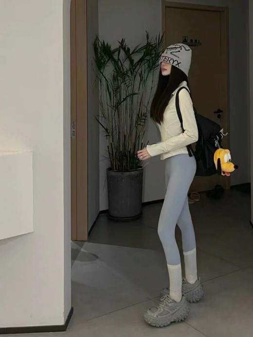 【2条99元、单拍不发货】奈奈的猫瑜伽裤 | 柔软贴肤、多款颜色可选、修身显瘦不紧绷、日常穿搭与运动都合适 商品图5