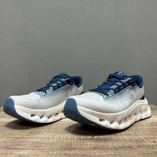 春季特惠💰320 On 昂跑 Cloudtilt 圆头系带 减震耐磨 低帮 生活休闲鞋 商品图5