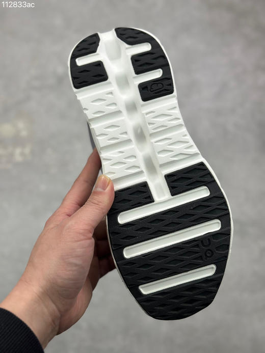 春季特惠💰330 Loewe x ON 罗意威昂跑联名 Cloudtilt 2.0 系列 高品质出货 商品图8