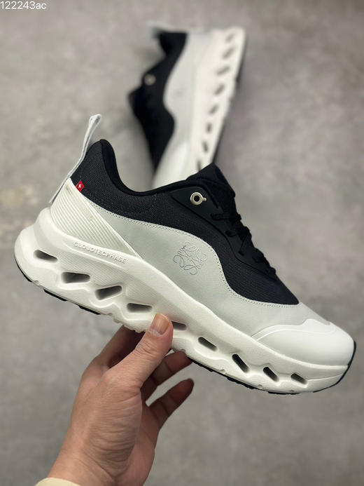 春季特惠💰330 Loewe x ON 罗意威昂跑联名 Cloudtilt 2.0 系列 高品质出货 商品图3