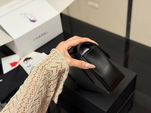 F030409新款Jennin同款腋下包圆筒包山茶花鱼子酱扣盖方包 商品图13