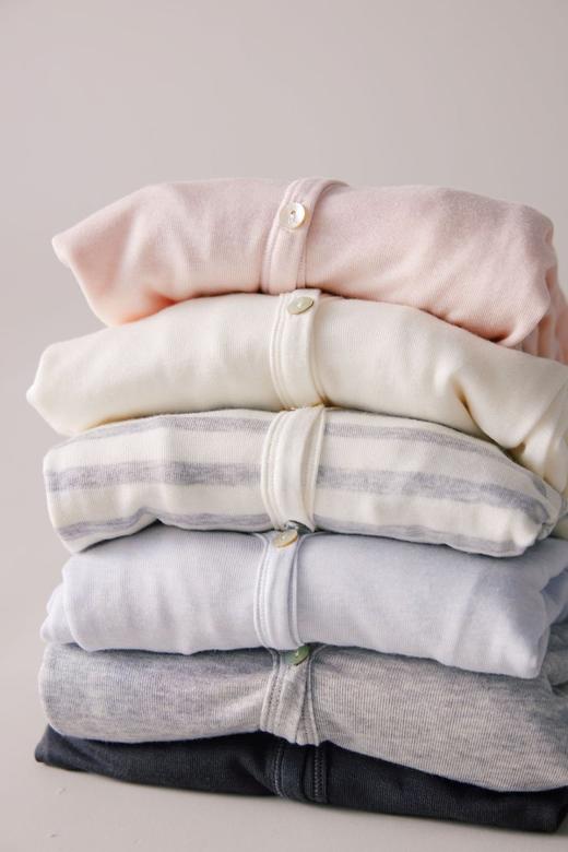 【多妈团购  零感开衫9786】开春必备，太温柔了~6.3%绵羊毛+3%桑蚕丝，软软糯糯，好舒服，自然垂感，显瘦百搭，和春天绝配-连横 商品图9