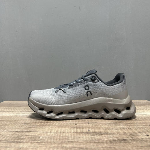 春季特惠💰320 On 昂跑 Cloudtilt 圆头系带 减震耐磨 低帮 生活休闲鞋 商品图2