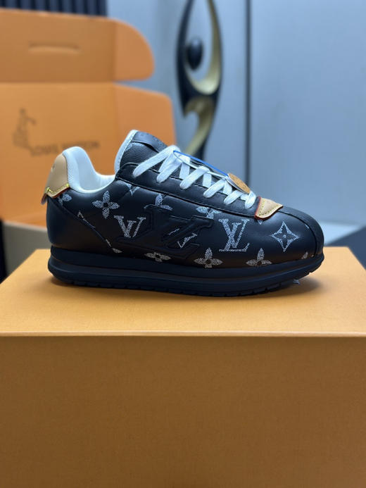 春季特惠💰650 LV 驴牌 BUTTERSOFT 阿甘鞋 商品图8