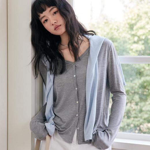 东方春韵🌿TOP打底【天丝腈纶·清风开衫】买一送一！进口天丝奢纺，轻裹半生雅致｜轻薄保暖，高弹抗变形久穿不松垮｜一衣顶四件，通勤踏青皆合宜！ 商品图0