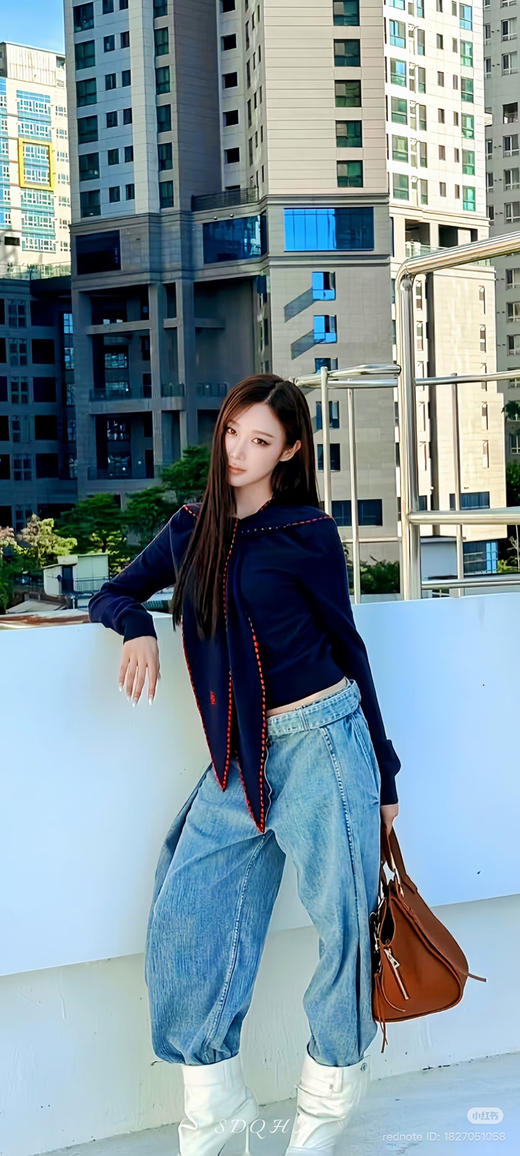 34-1 排他性独家圆正 lew手工刺绣领结式样套头衫 135斤以内穿L 商品图8