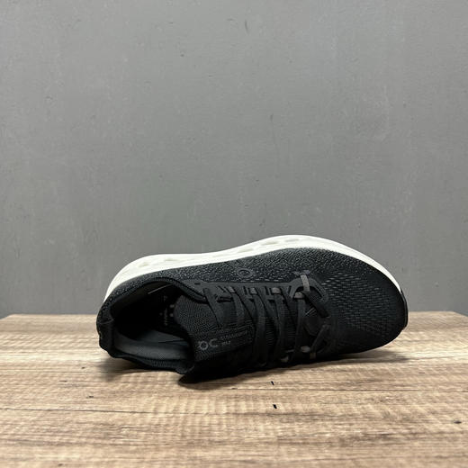 春季特惠💰340 On 昂跑 Cloudsurfer Max 舒适柔软减震透气轻便跑步鞋 商品图4