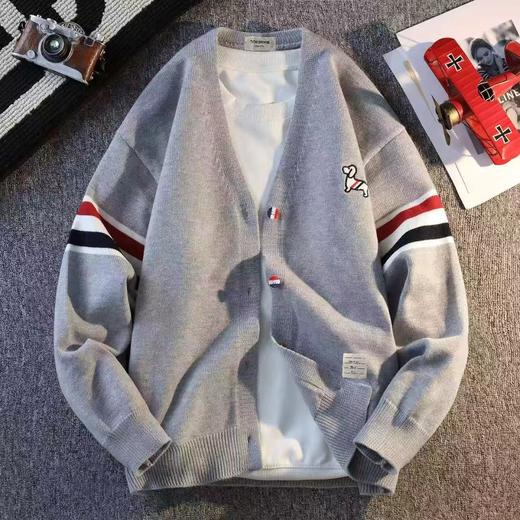 F030403春季撞色小狗狗提花纽扣装饰落肩袖透气舒适针织开衫毛衣 商品图5