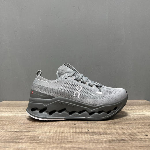 春季特惠💰340 On 昂跑 Cloudsurfer Max 舒适柔软减震透气轻便跑步鞋 商品图6