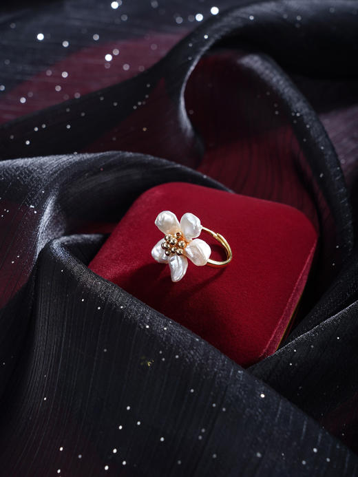子佩集【桃之夭夭】银S925珍珠惜王妃戒指【QJJZ002】五瓣花巴洛克2602 商品图2