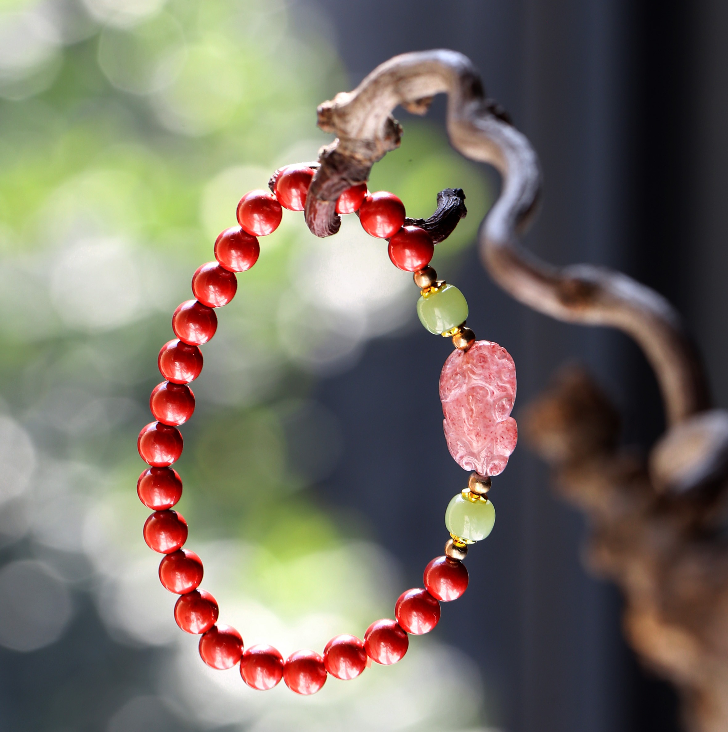 晶製设计款 · “招财守福”帝王红朱砂配草莓晶貔貅和田玉手链 2026