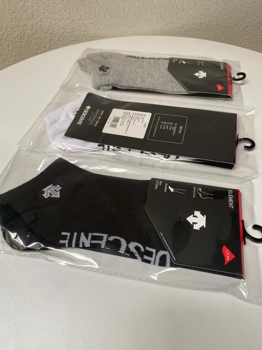 F0304110一组3双刺绣透气抗起球不易变形夏款男士船袜 商品图2