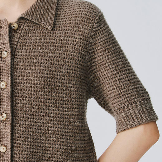 东黎 • 万物复苏 微光华夫格 山羊绒 女士春季翻领镂空珠片半袖开衫 6026 商品图7