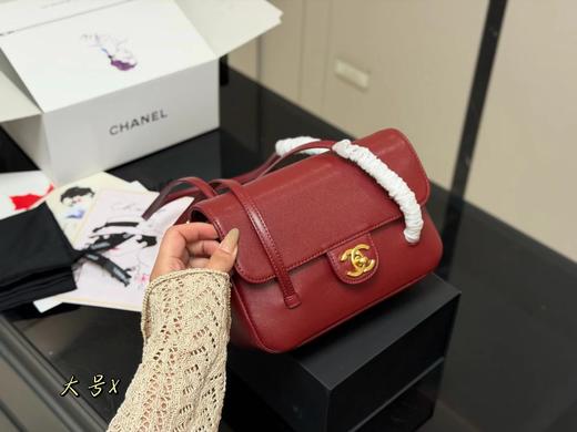 F030409新款Jennin同款腋下包圆筒包山茶花鱼子酱扣盖方包 商品图3