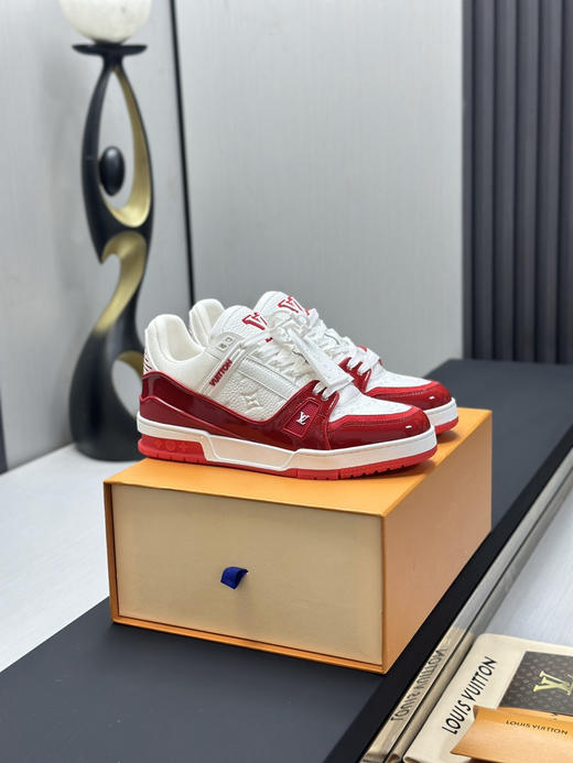 春季特惠💰650 LV 公司级 # 驴牌 Trainer 低帮休闲板鞋 商品图1