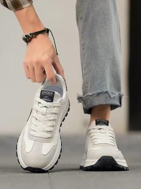 男鞋2026新款春季板鞋休闲跑步运动鞋高级感厚底老爹潮鞋657312-KD