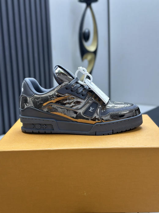 春季特惠💰650 LV 公司级 # 驴牌 Trainer 低帮休闲板鞋 商品图8
