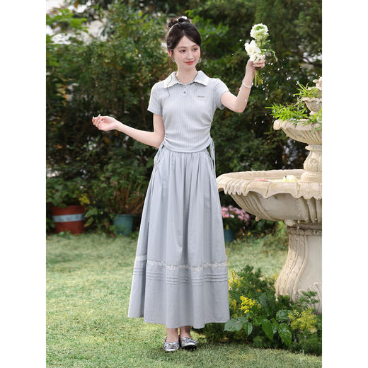 鹿向南「静美时光」雾霾蓝半身裙女春季高级感度假风高腰A字长裙 商品图2