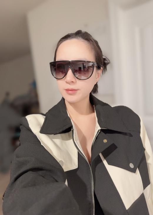 到手价599元 MK墨镜 100%防UV紫外线，logo镜腿～都配有原盒眼镜盒包装+眼镜布哦 送人自留都可 美国代购，无中文标签，介意慎拍 商品图2