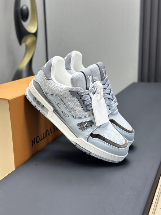 春季特惠💰650 LV 公司级 # 驴牌 Trainer 低帮休闲板鞋 商品图3