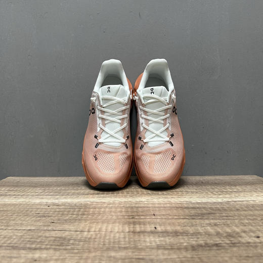 春季特惠💰320 On 昂跑 Cloudtilt 圆头系带 减震耐磨 低帮 生活休闲鞋 商品图7