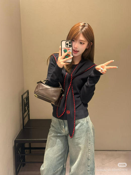 34-1 排他性独家圆正 lew手工刺绣领结式样套头衫 135斤以内穿L 商品图7