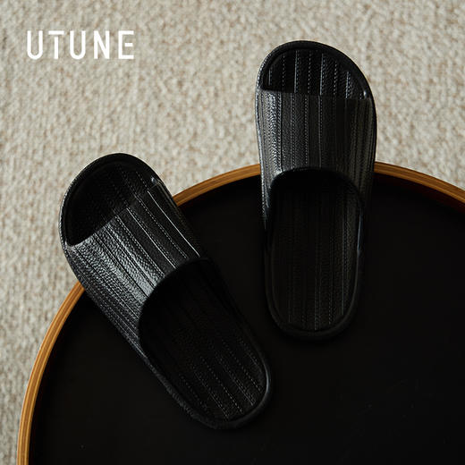 【2026新款】优调 皮革风凉拖鞋  复古高级感凉拖鞋  家居室内夏季浴室洗澡防滑情侣拖鞋  UXT1515 商品图2