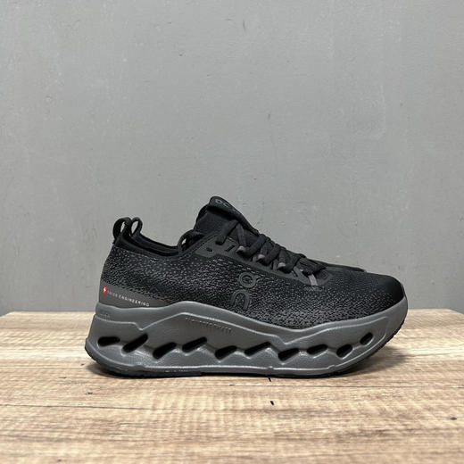 春季特惠💰340 On 昂跑 Cloudsurfer Max 舒适柔软减震透气轻便跑步鞋 商品图0