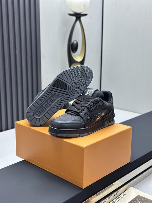 春季特惠💰650 LV 公司级 # 驴牌 Trainer 低帮休闲板鞋 商品图5