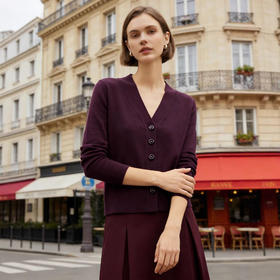 「自」全新升级【铂金会员220/天猫299/差价79】(05250)洛诗琳气质V针织上衣2026春季新款正肩修身显瘦开衫外套女