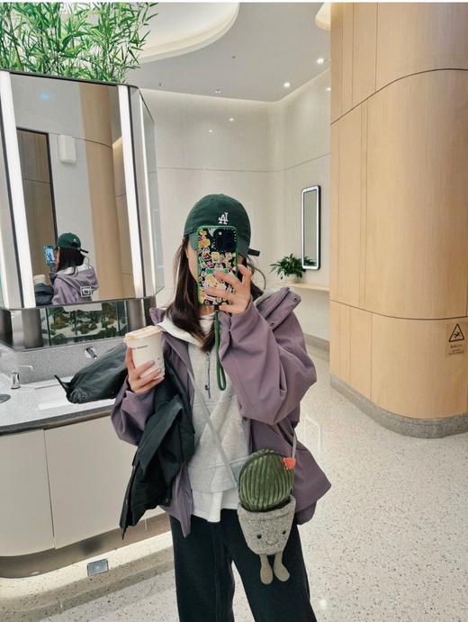 一店k （好东西！贸易公司订单货！）加绒小雨衣 | RepelShell 三防面料 背部抽绳加绒压胶冲锋衣全新冷热压胶工艺 不起皱  版型长短也哇塞  比例超赞！ 商品图13