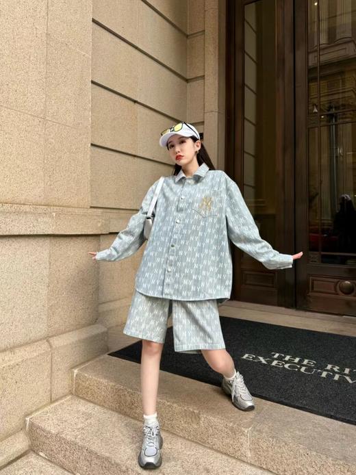 F030419早春新品满印字母水洗牛仔复古宽松版型外套男女同款 商品图5