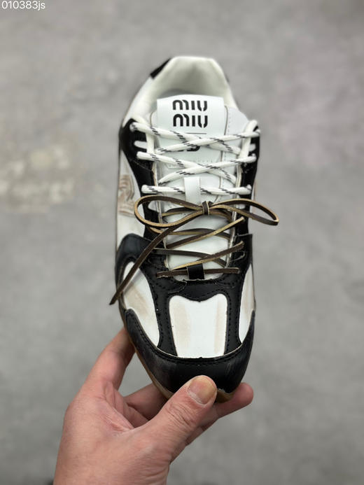 春季特惠💰400 MiuMiu 缪缪 x New Balance NB530 情侣款 休闲 运动鞋 阿甘鞋 德训鞋 商品图1