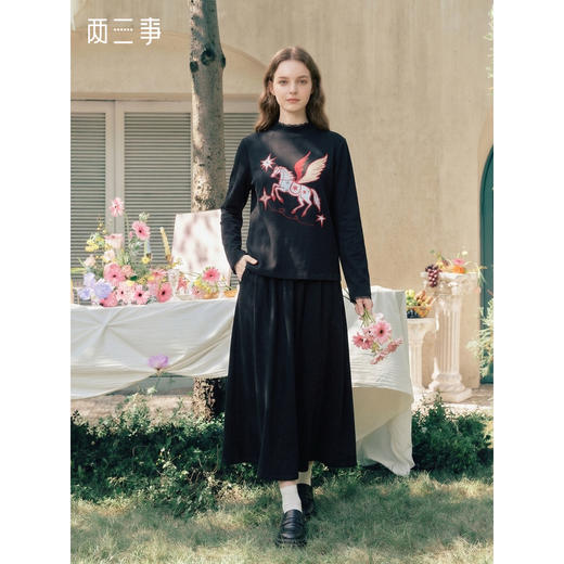 两三事星语梦境2026春季新款复古飞马印花贴布绣上衣半裙两件套女 商品图0