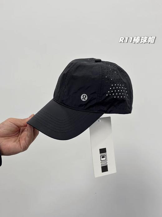 F030472速干冲孔透气侧面硅胶小标时尚舒适轻便情侣款棒球帽鸭舌帽 商品图7