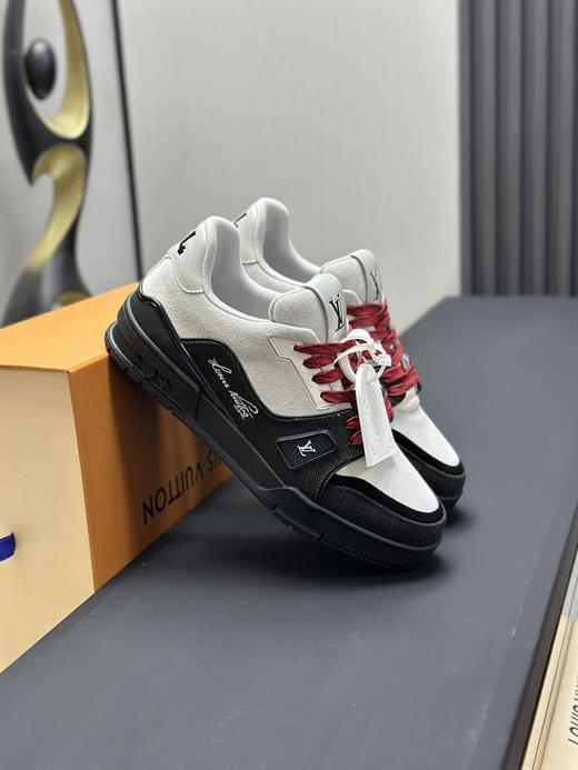 春季特惠💰650 LV 公司级 # 驴牌 Trainer 低帮休闲板鞋 商品图3
