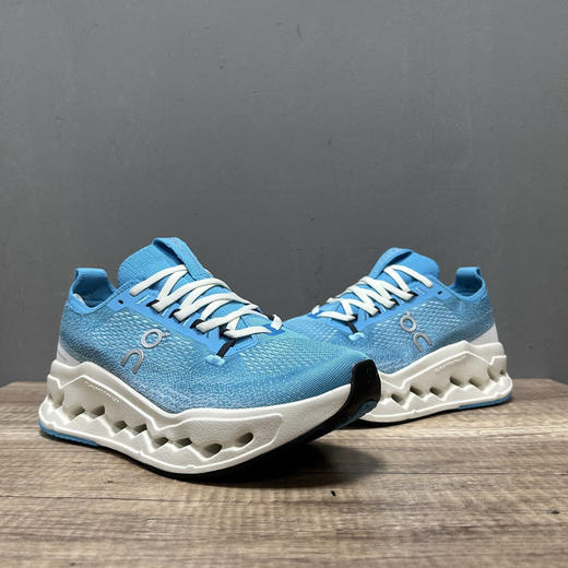 春季特惠💰340 On 昂跑 Cloudsurfer Max 舒适柔软减震透气轻便跑步鞋 商品图3