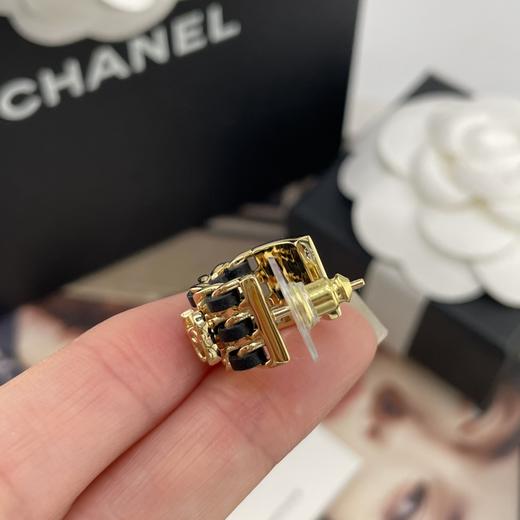 香奈儿 三层穿皮链小圈耳钉（XTY） 商品图8