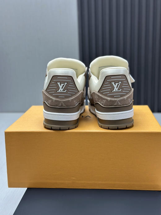 春季特惠💰650 LV 公司级 # 驴牌 Trainer 低帮休闲板鞋 商品图6