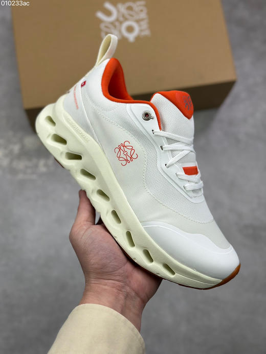 春季特惠💰330 Loewe x ON 罗意威昂跑联名 Cloudtilt 2.0 系列 高品质出货 商品图0