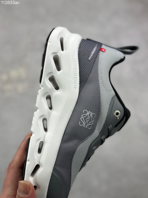 春季特惠💰330 Loewe x ON 罗意威昂跑联名 Cloudtilt 2.0 系列 高品质出货 商品图5