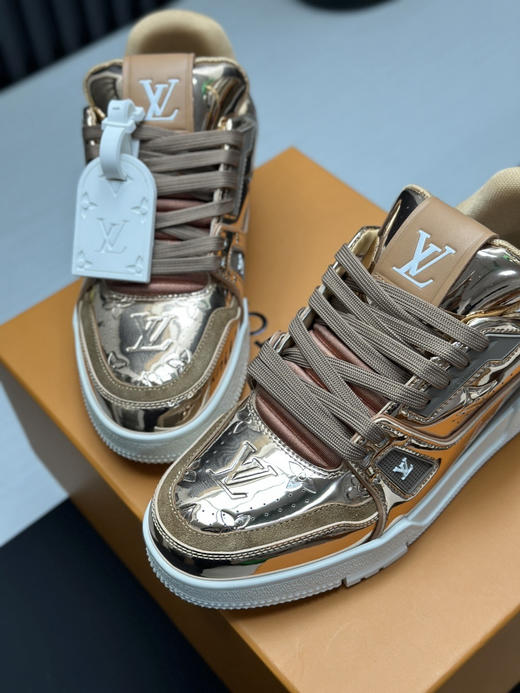 春季特惠💰650 LV 公司级 # 驴牌 Trainer 低帮休闲板鞋 商品图5