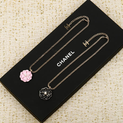 小香 25B 黑/粉山茶花双c项链（XTY） 商品图6