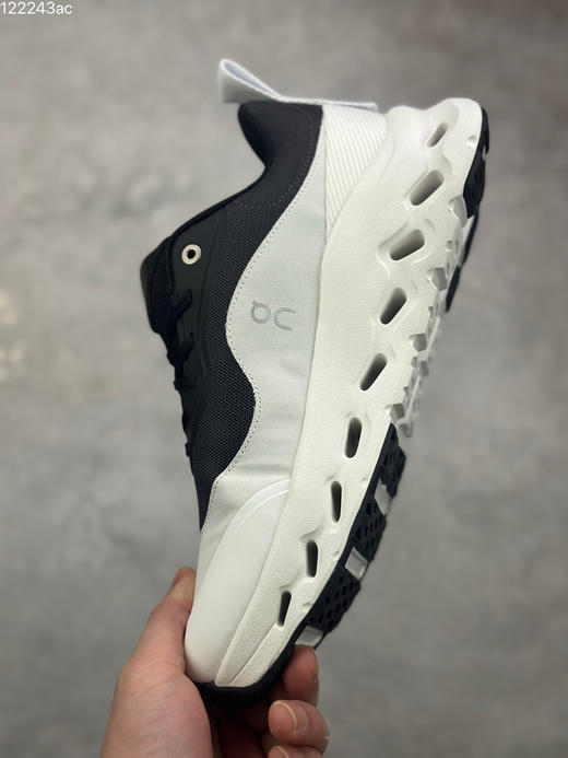 春季特惠💰330 Loewe x ON 罗意威昂跑联名 Cloudtilt 2.0 系列 高品质出货 商品图6