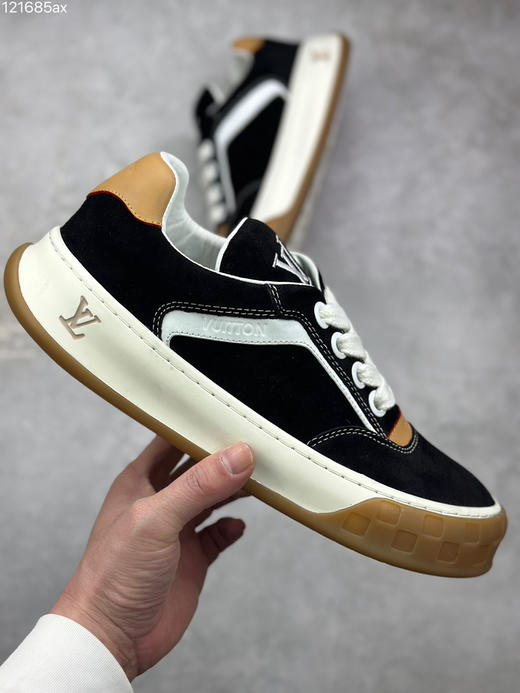 春季特惠💰560 2026早春全新上架 # LV 路易威登 Tilted Low Sneakers 倾斜系列低帮复古休闲运动板鞋 商品图3