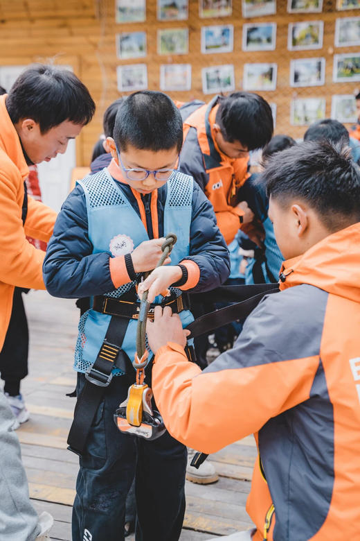 🈵满团~春假专场4.1-4.2【乐山·2天1夜探险独立营】悬崖飞拉达+高空漂流+溶洞探秘+山野露营 商品图3