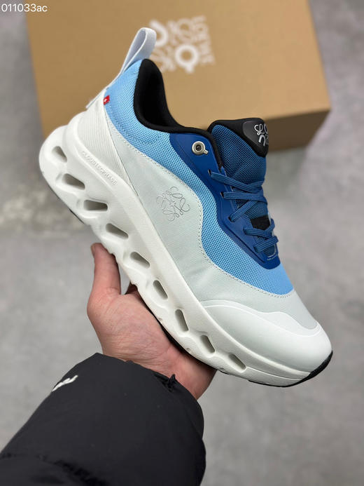 春季特惠💰330 Loewe x ON 罗意威昂跑联名 Cloudtilt 2.0 系列 商品图0