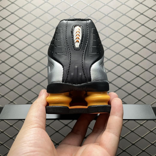 春季特惠💰340 NK Shox R4 低帮复古跑步鞋 文斯卡特 商品图1