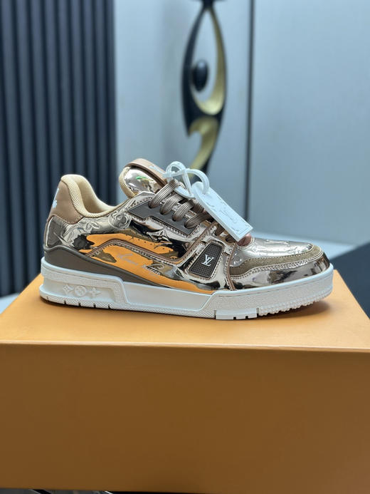春季特惠💰650 LV 公司级 # 驴牌 Trainer 低帮休闲板鞋 商品图8